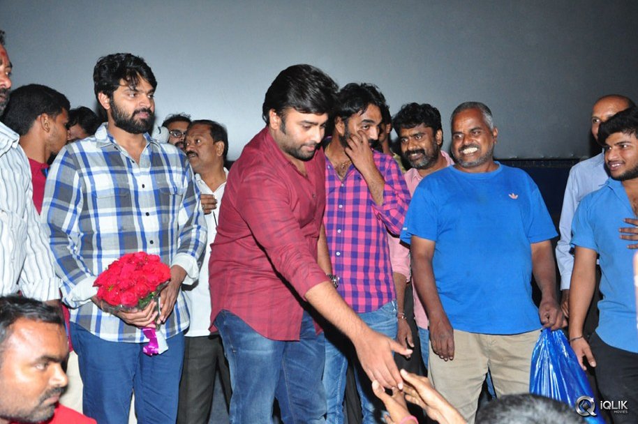 Appatlo-Okadundevadu-Movie-Team-at-Devi-Theater